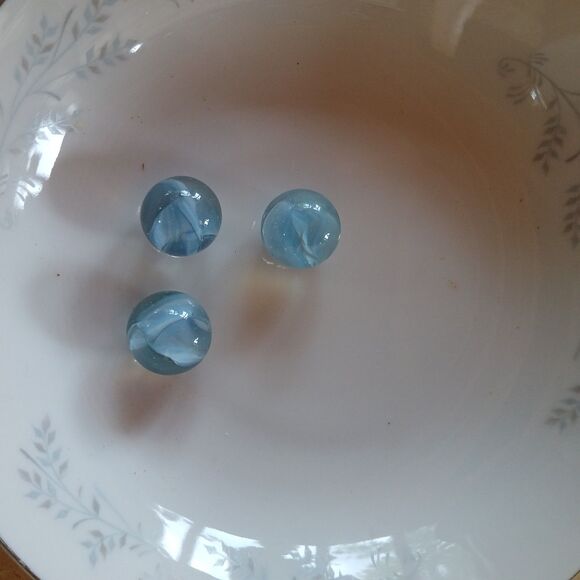 Light Blue Glass Cats Eye Marbles Lot of 3 - Picture 1 of 4